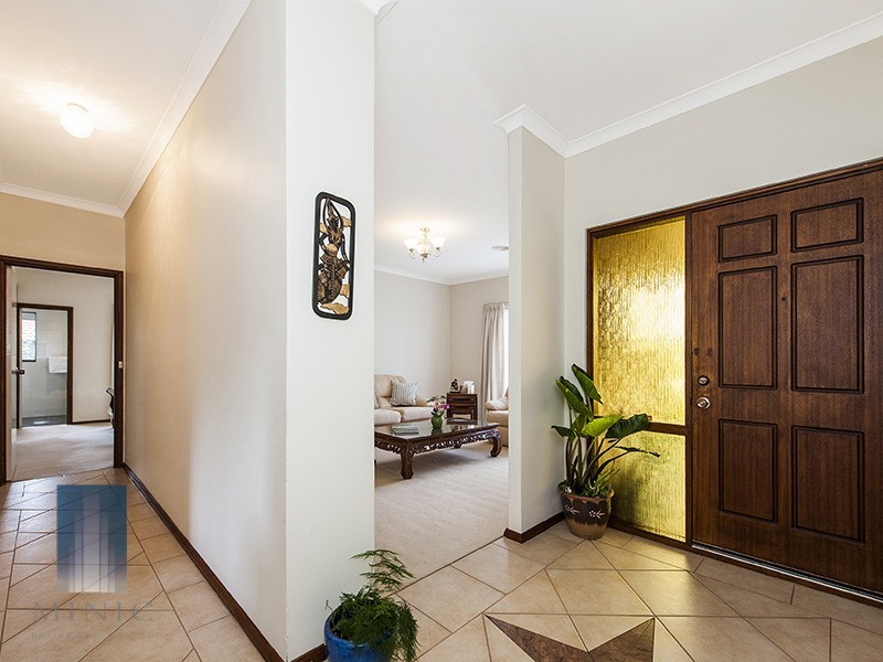 9 Connelly Way, Booragoon WA 6154