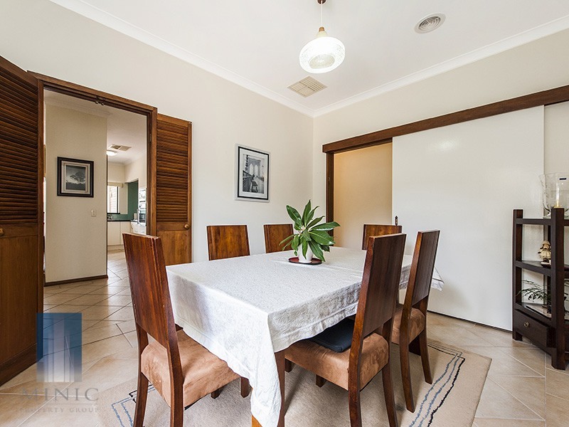 9 Connelly Way, Booragoon WA 6154