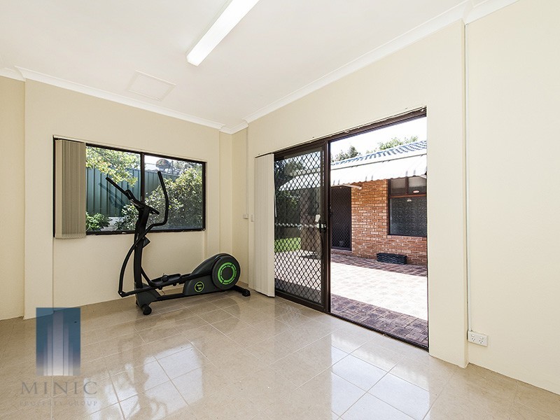 9 Connelly Way, Booragoon WA 6154