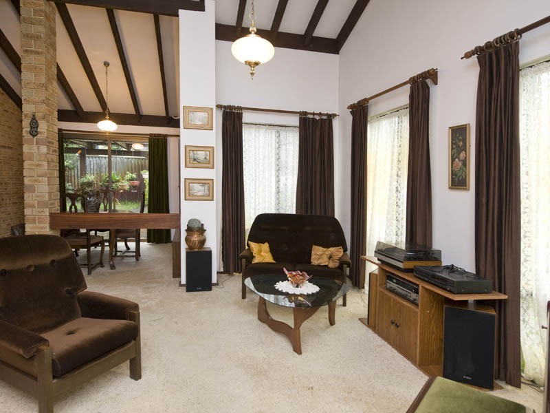 4 Bernier Road, Shelley WA 6148