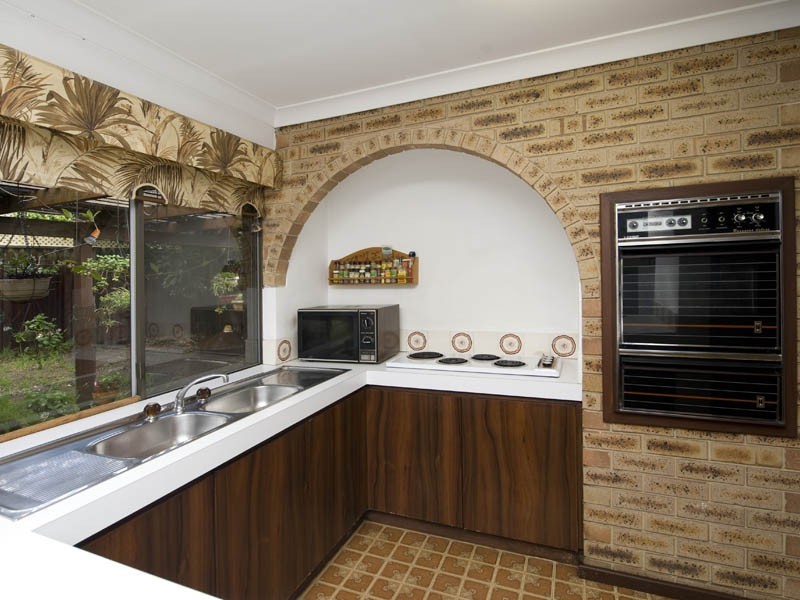 4 Bernier Road, Shelley WA 6148