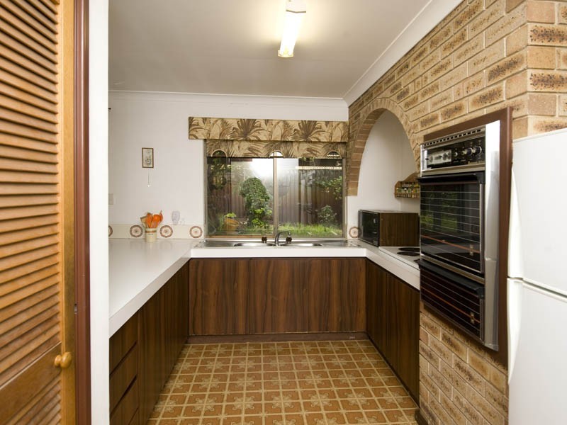 4 Bernier Road, Shelley WA 6148