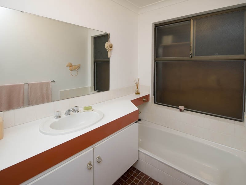 4 Bernier Road, Shelley WA 6148