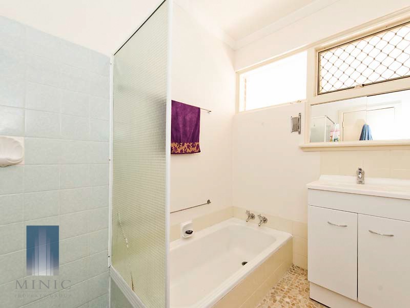 1/65 Modillion Avenue, Shelley WA 6148