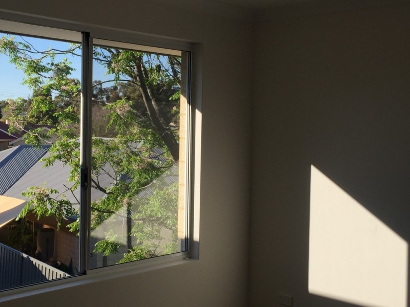 8A ANDREWS ROAD, Wilson WA 6107