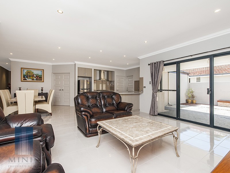 115A Manning Road, Manning WA 6152