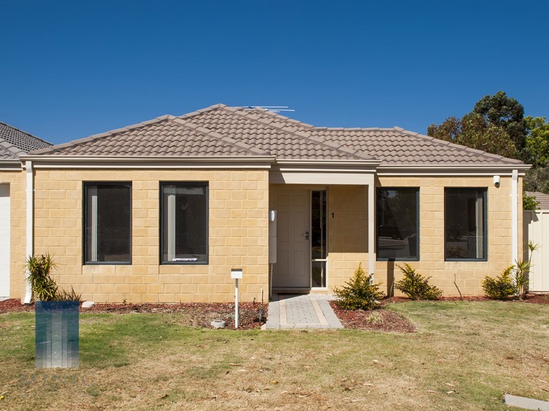 1/4 Hopkinson Way, Wilson WA 6107