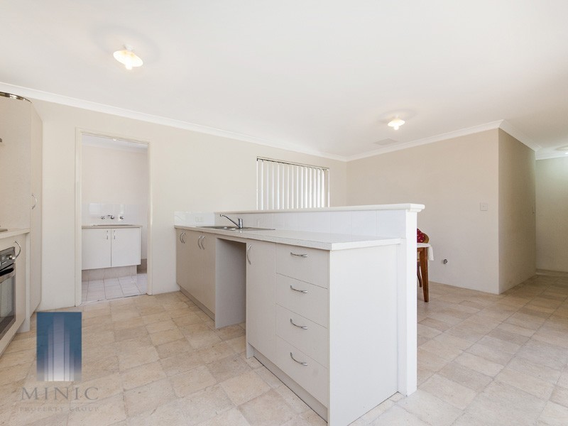 1/4 Hopkinson Way, Wilson WA 6107