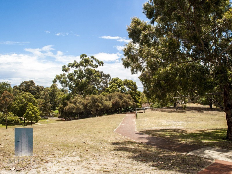 30 McManus Street, Wilson WA 6107