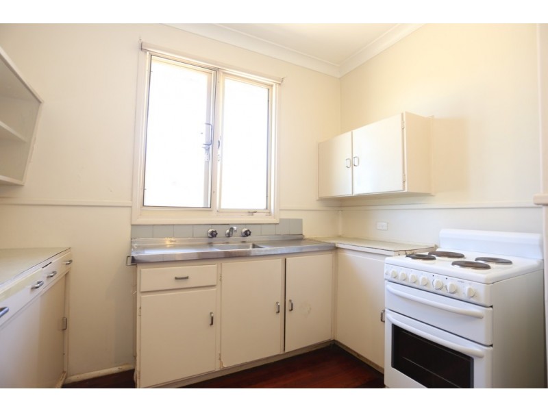 37 Welwyn Avenue, Manning WA 6152