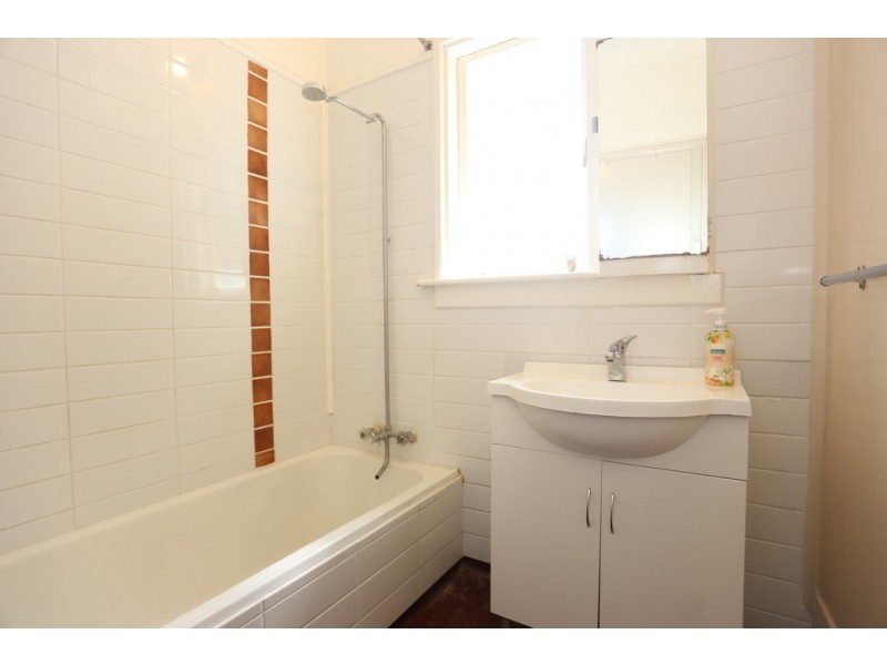 37 Welwyn Avenue, Manning WA 6152