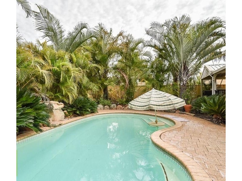 18 Bremner Circle, Canning Vale WA 6155