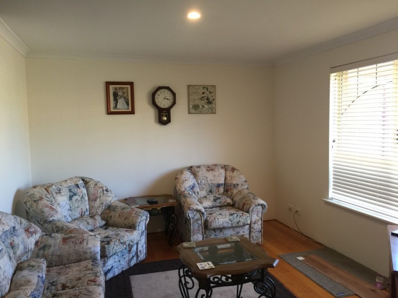 18 Bremner Circle, Canning Vale WA 6155