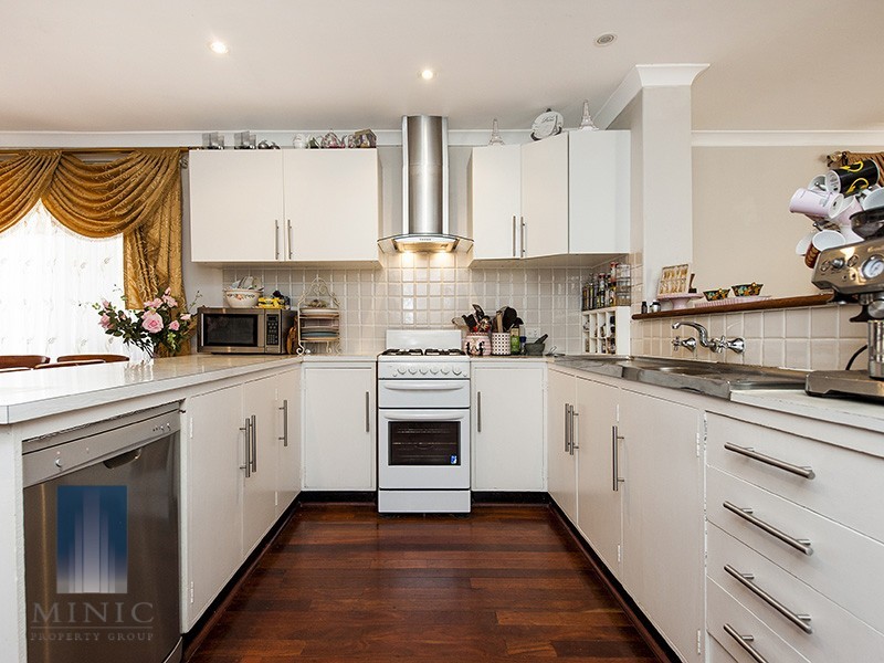 79 Alderley Square, Wilson WA 6107