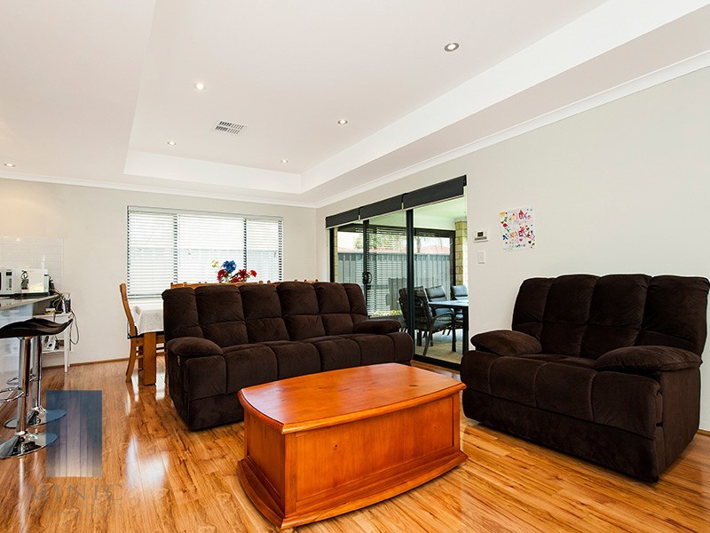 2/20 Amstey Street, Riverton WA 6148