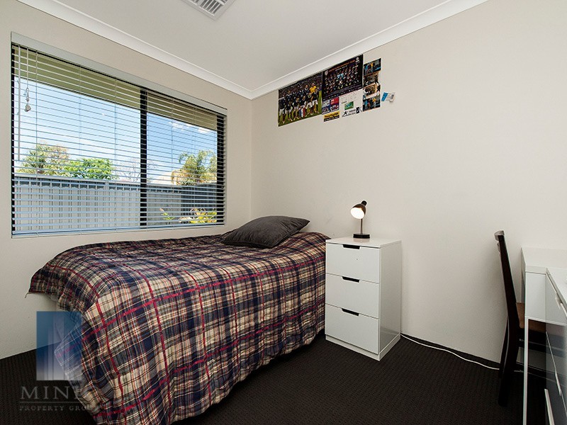 2/20 Amstey Street, Riverton WA 6148