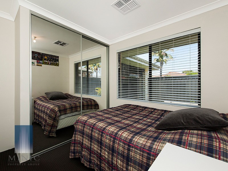 2/20 Amstey Street, Riverton WA 6148