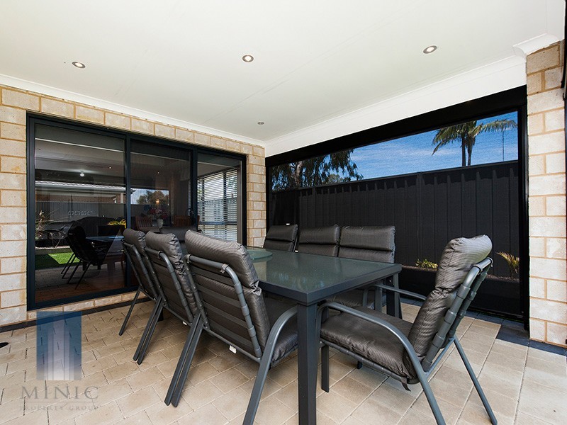 2/20 Amstey Street, Riverton WA 6148