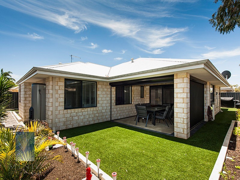 2/20 Amstey Street, Riverton WA 6148