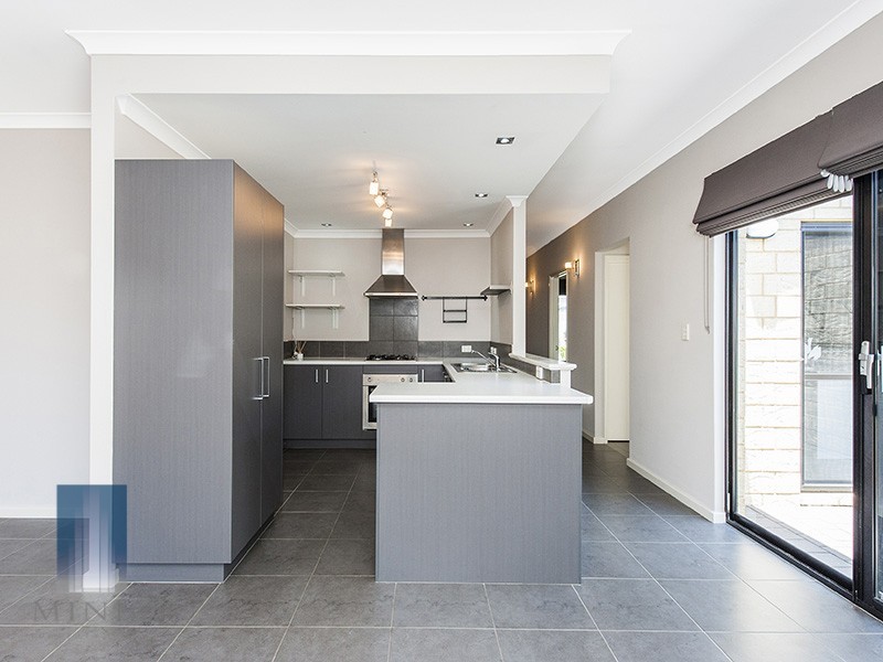 36 Oman Pass, Canning Vale WA 6155