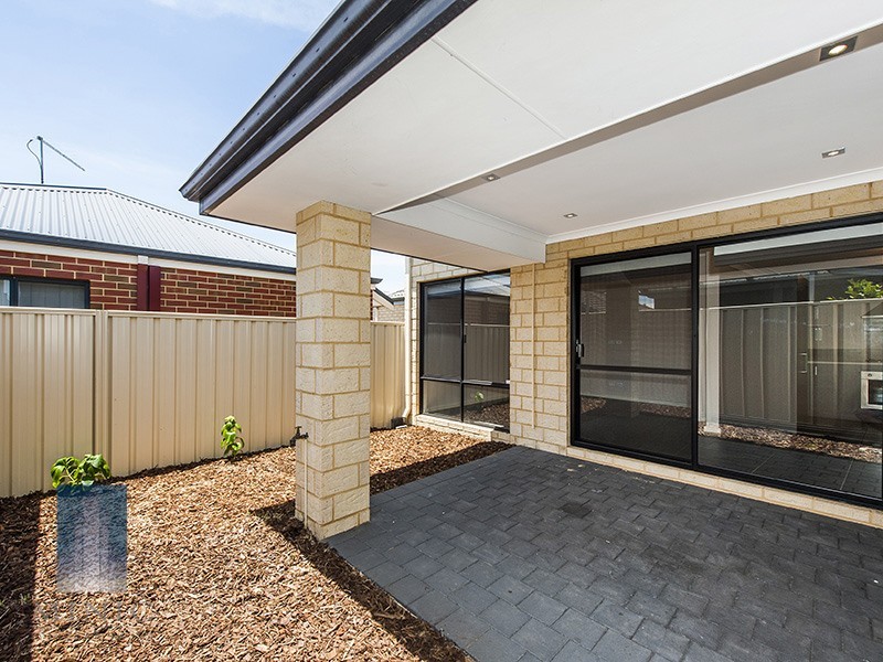 36 Oman Pass, Canning Vale WA 6155