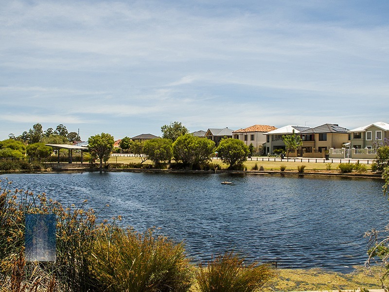 36 Oman Pass, Canning Vale WA 6155