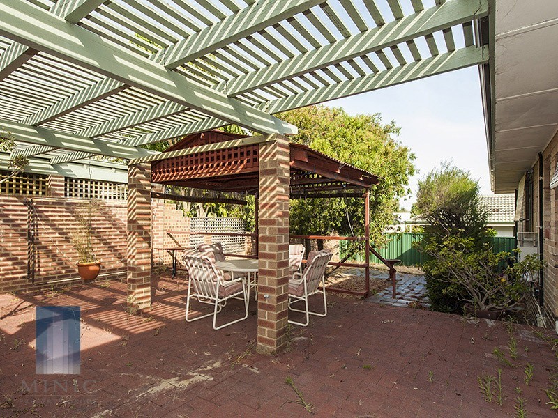 1/32 Emily Steet, St James WA 6102