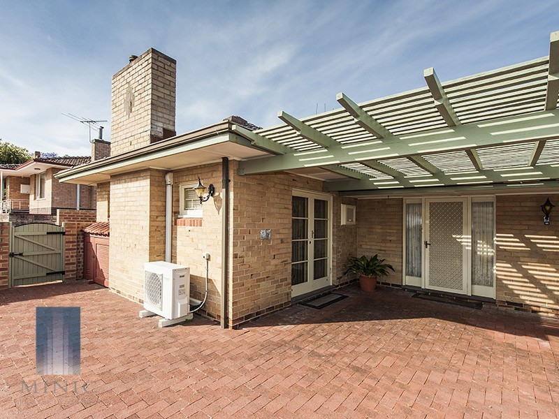 1/32 Emily Steet, St James WA 6102