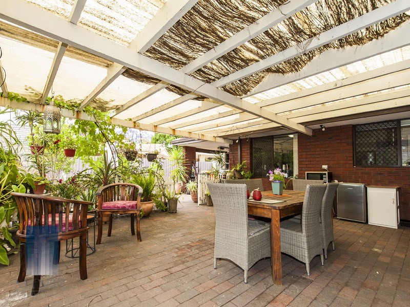 29 Lofoten Way, Ferndale WA 6148