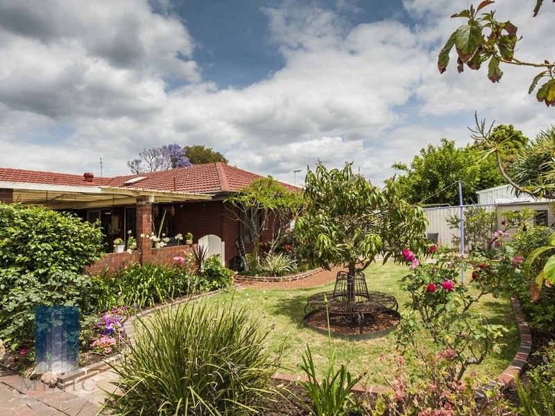 29 Lofoten Way, Ferndale WA 6148