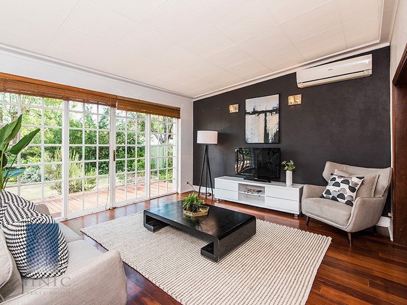 7 Isabella Crescent, Manning WA 6152