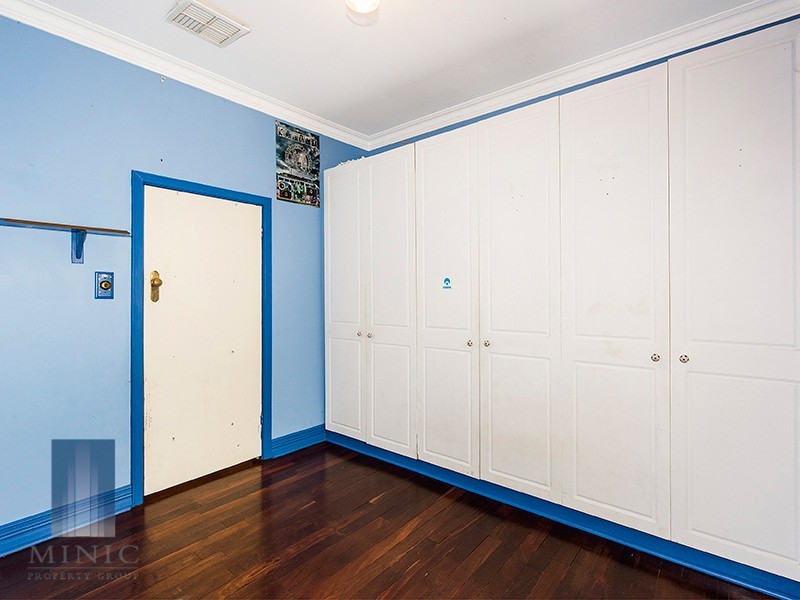 7 Isabella Crescent, Manning WA 6152