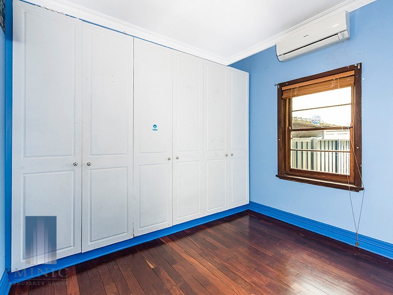 7 Isabella Crescent, Manning WA 6152