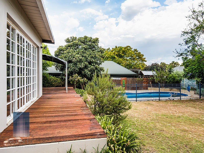 7 Isabella Crescent, Manning WA 6152