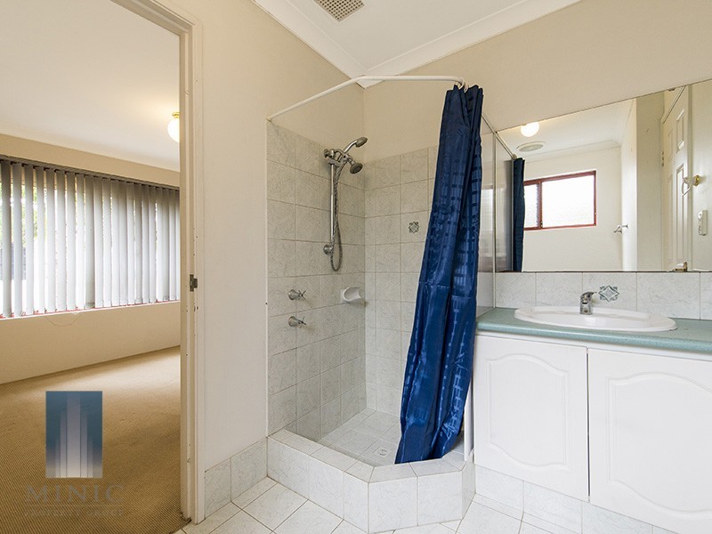 36 Crawford Street, Cannington WA 6107