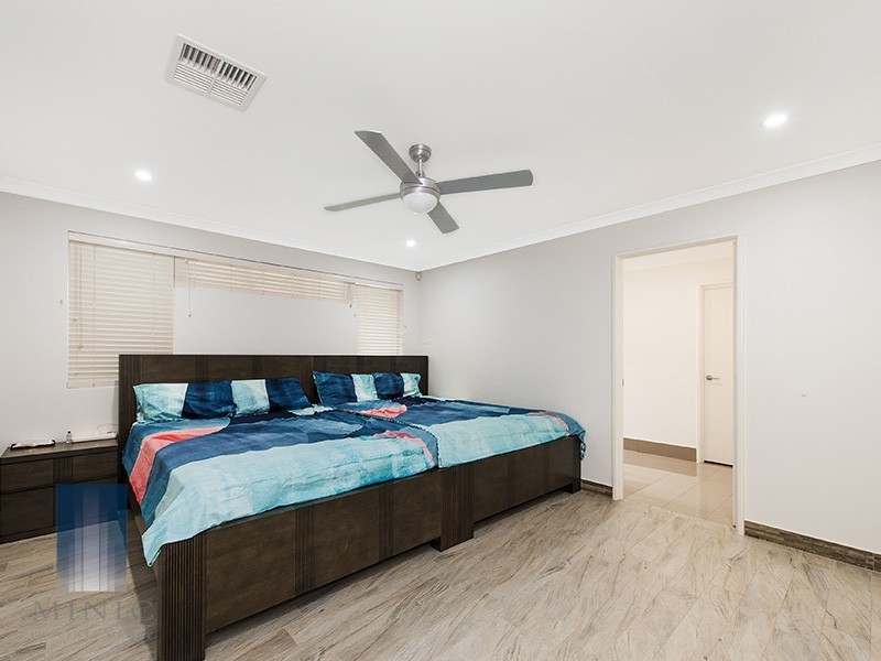 18 Nuffield Street, Piara Waters WA 6112