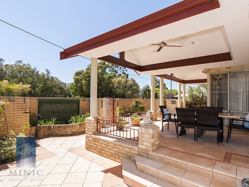 36 Rivermoor Loop, Riverton WA 6148