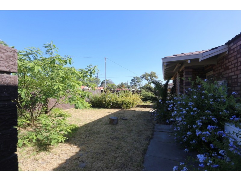 14 MEADOWBROOK DRIVE, Parkwood WA 6147