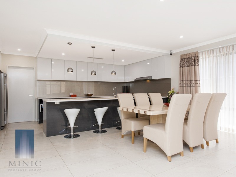 50 Mandora Way, Riverton WA 6148