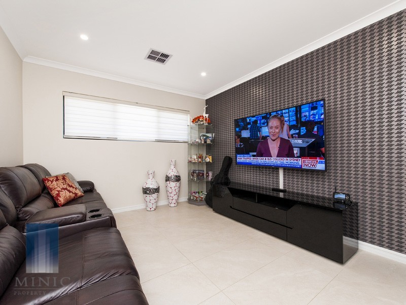 50 Mandora Way, Riverton WA 6148