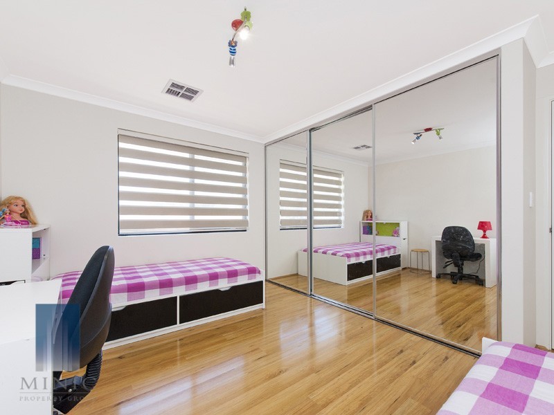 50 Mandora Way, Riverton WA 6148