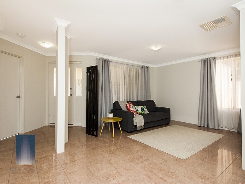 28 Hooson Way, Wilson WA 6107