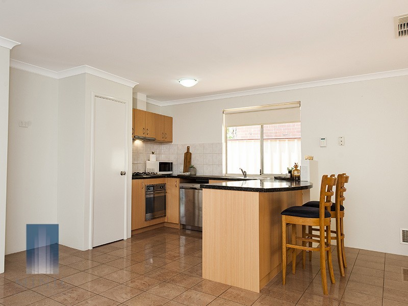 28 Hooson Way, Wilson WA 6107