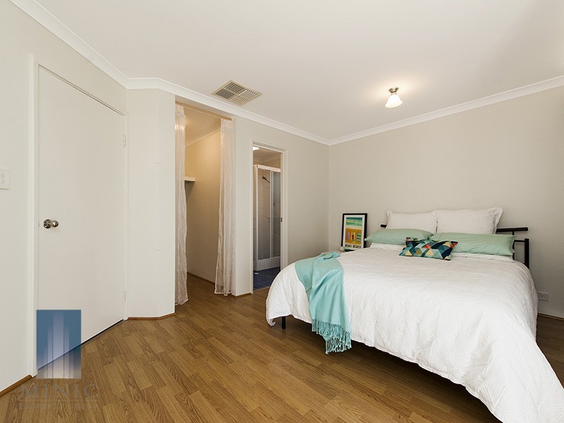 28 Hooson Way, Wilson WA 6107