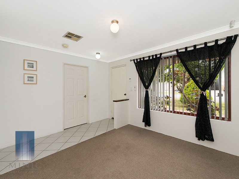 36 Crawford Street, Cannington WA 6107