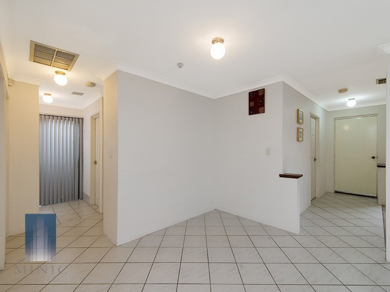 36 Crawford Street, Cannington WA 6107