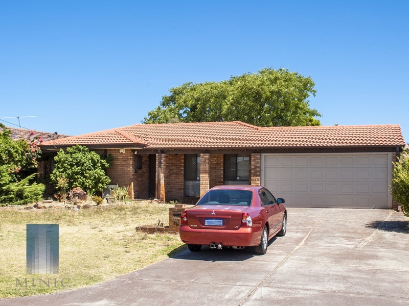 10 Blenny Close, Cannington WA 6107