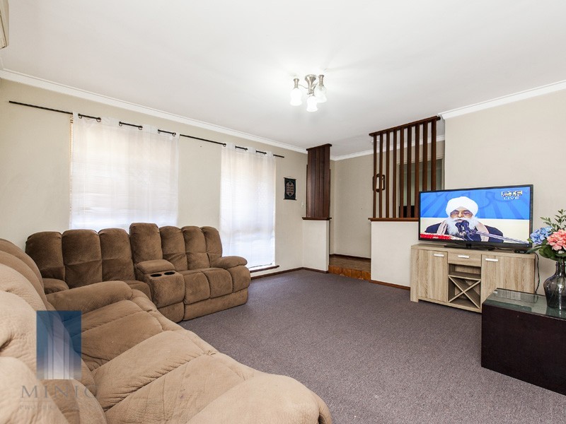 10 Blenny Close, Cannington WA 6107