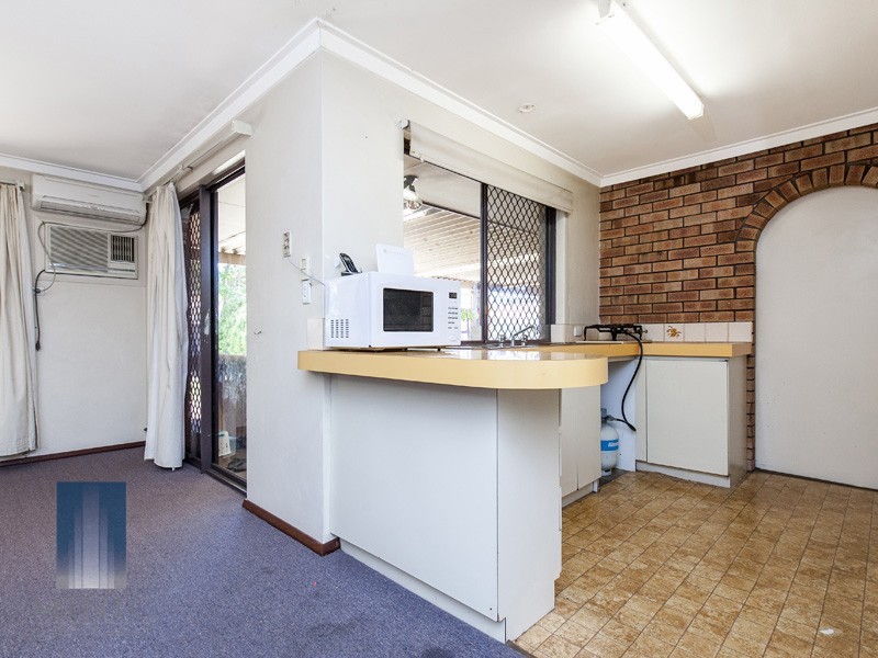 10 Blenny Close, Cannington WA 6107