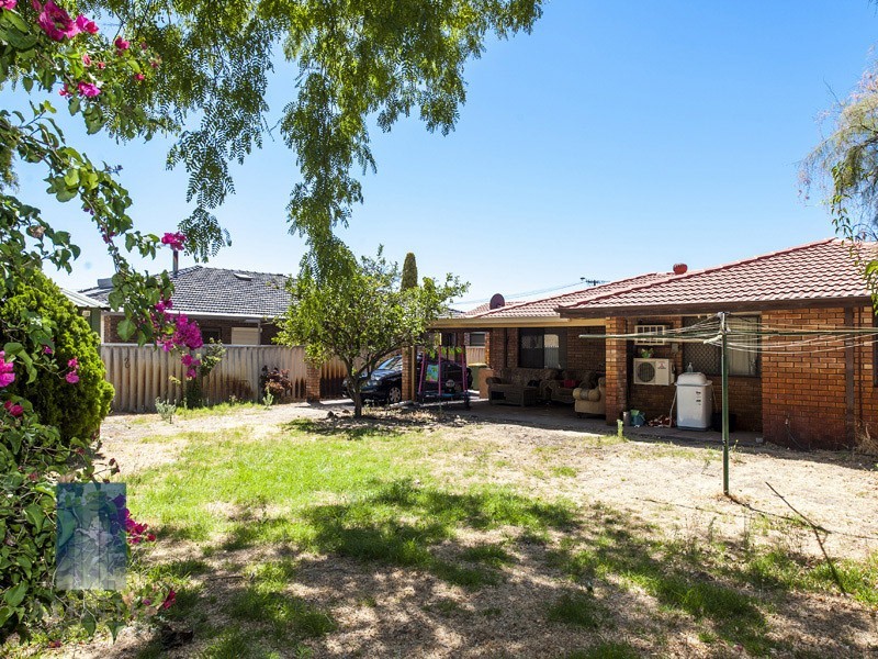 10 Blenny Close, Cannington WA 6107